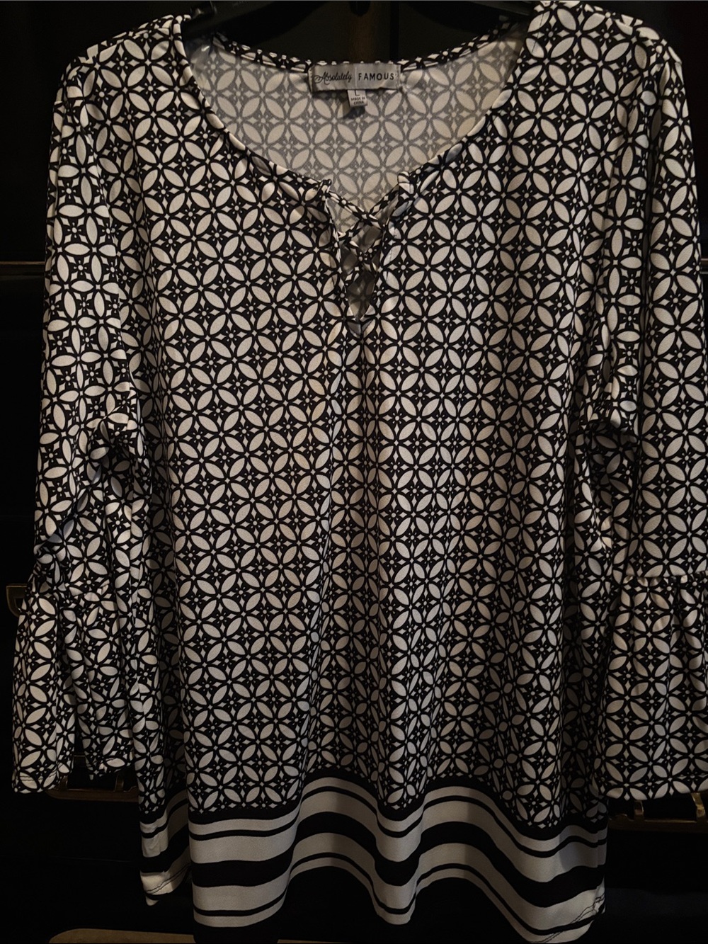 Absolutely Famous Black and White Geometric Tunic